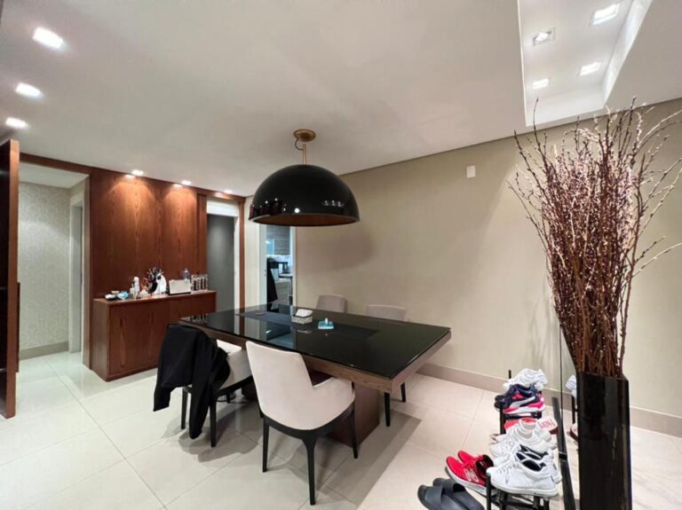 WhatsApp Image 2024-10-14 at 09.24.00 (1)