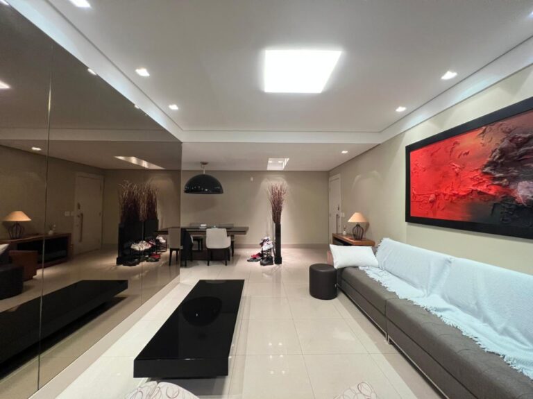 WhatsApp Image 2024-10-14 at 09.24.02 (2)