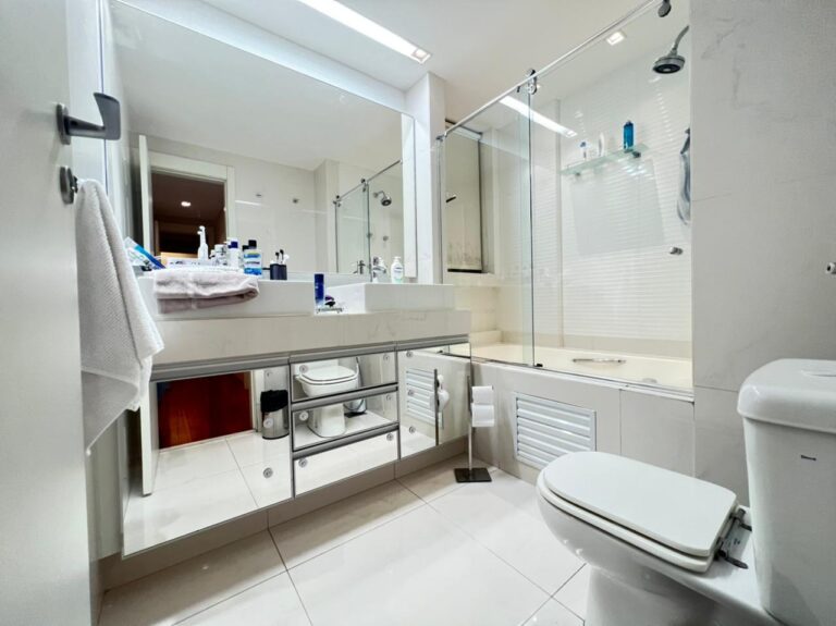 WhatsApp Image 2024-10-14 at 09.24.03 (3)