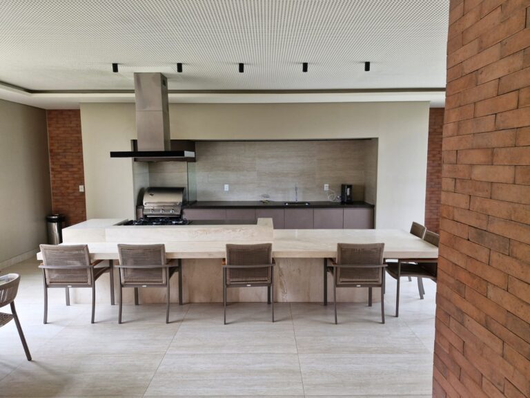 WhatsApp Image 2025-01-21 at 19.41.37